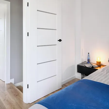 Lovely In With Kitchenette Nowecin