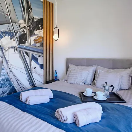 Lovely In With Kitchenette Nowecin