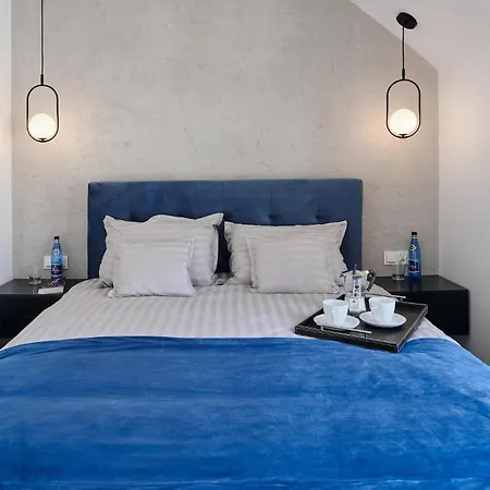 Lovely In With Kitchenette * Nowecin