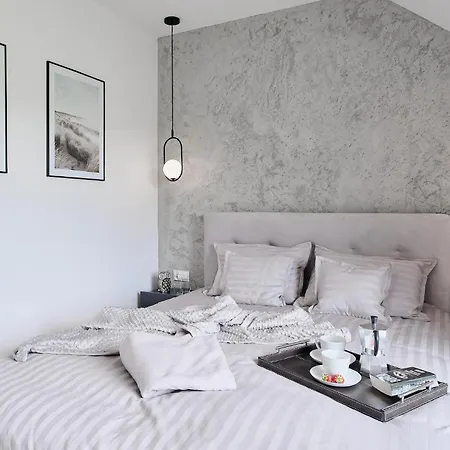 Lovely In With Kitchenette